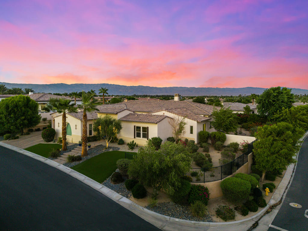 54900 Damascus Drive