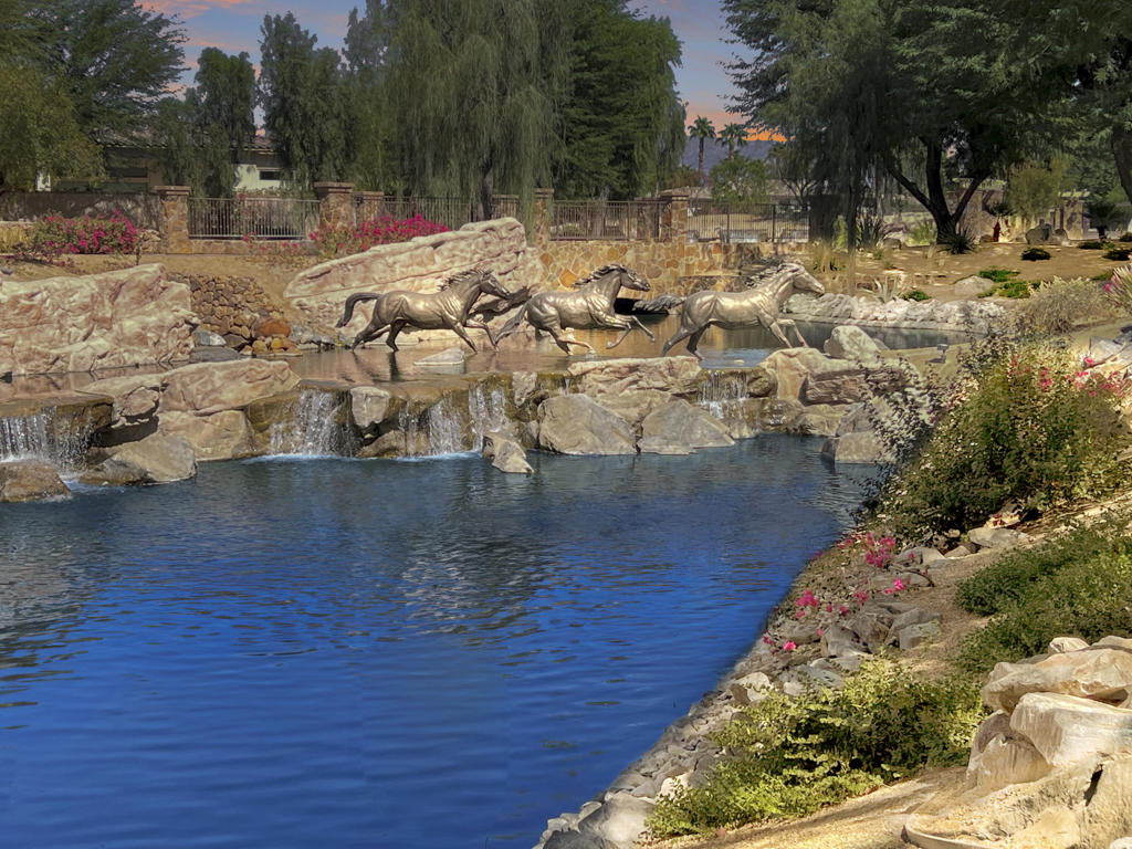 54900 Damascus Drive