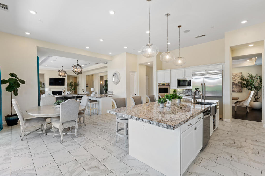 54900 Damascus Drive