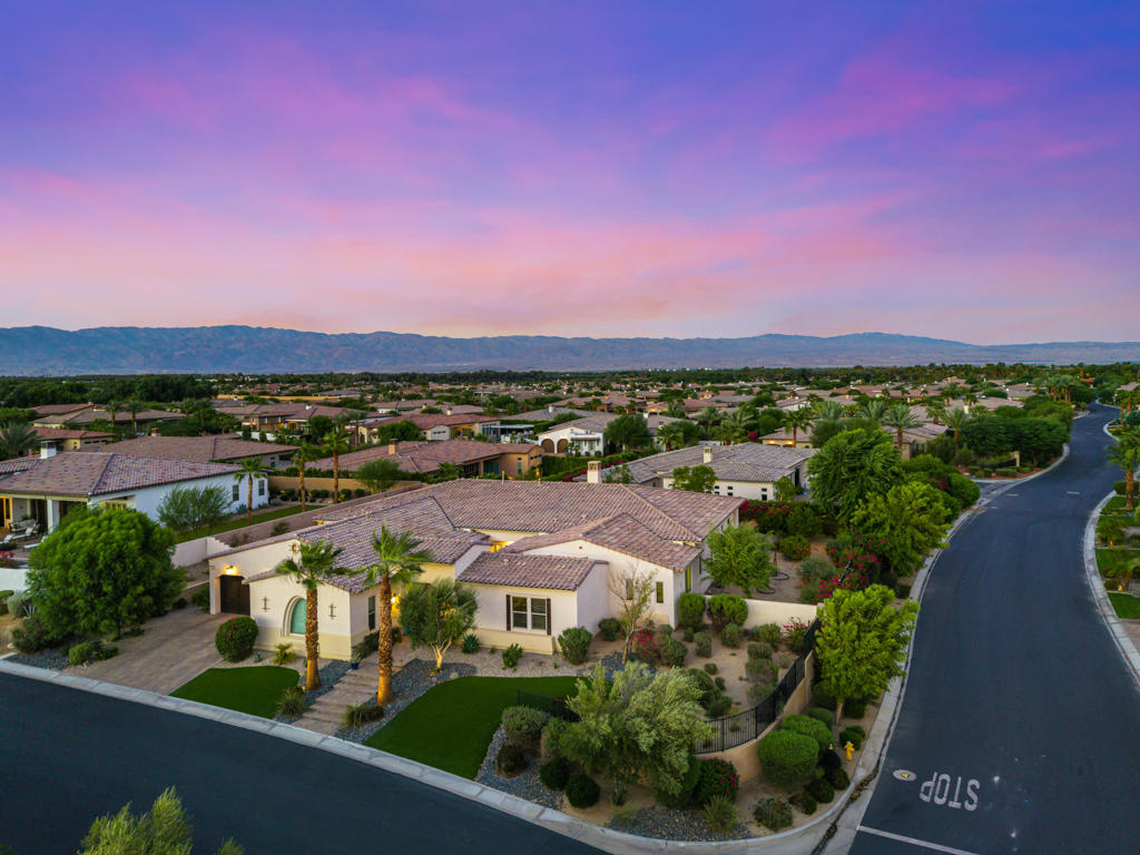 54900 Damascus Drive