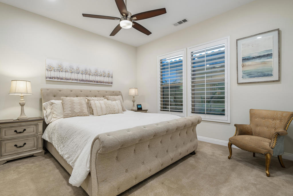 54900 Damascus Drive