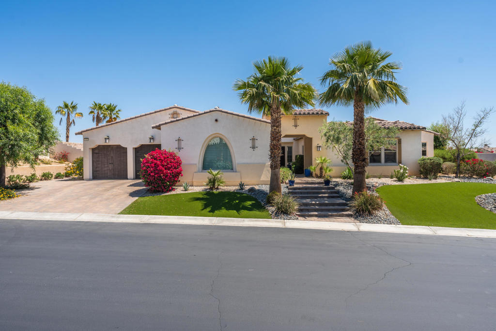 54900 Damascus Drive