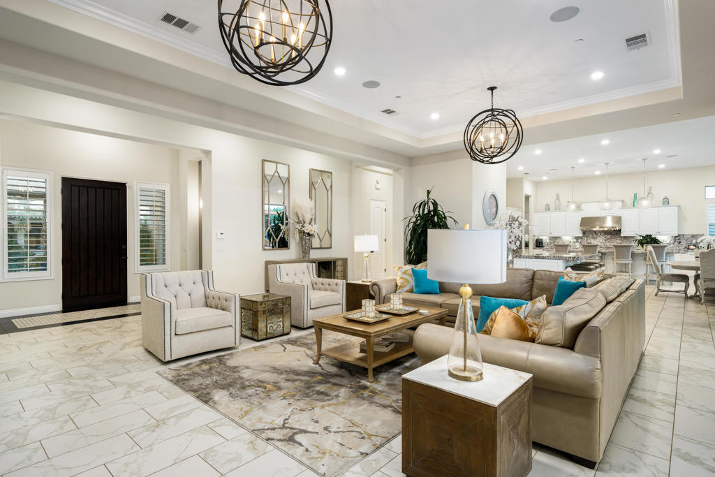 54900 Damascus Drive