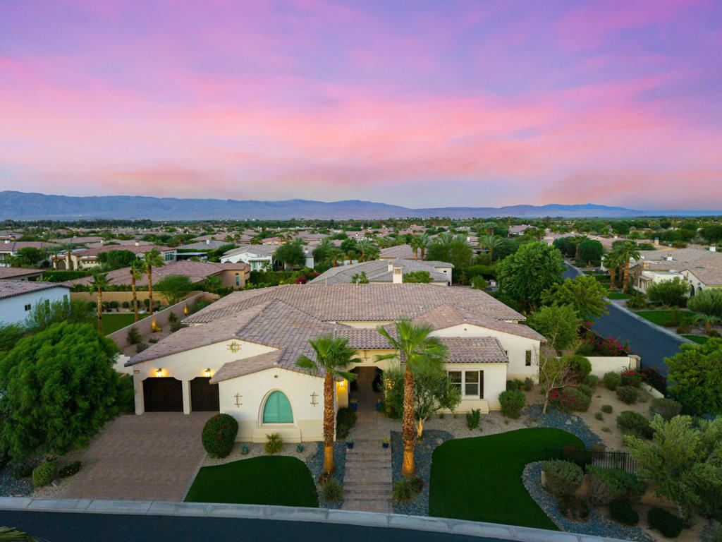 54900 Damascus Drive