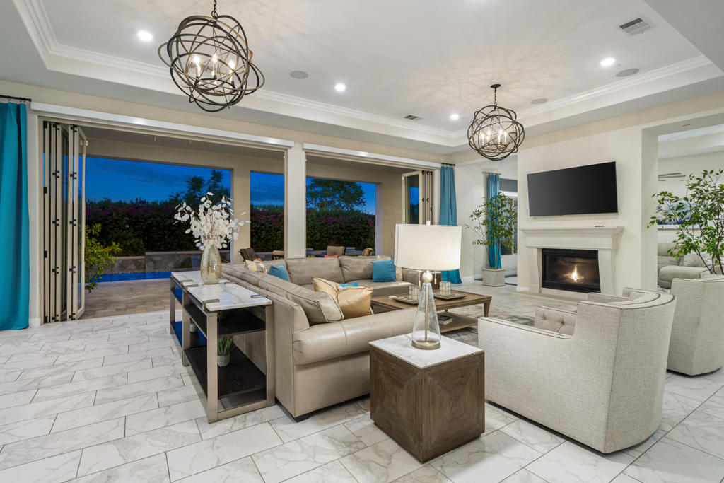 54900 Damascus Drive