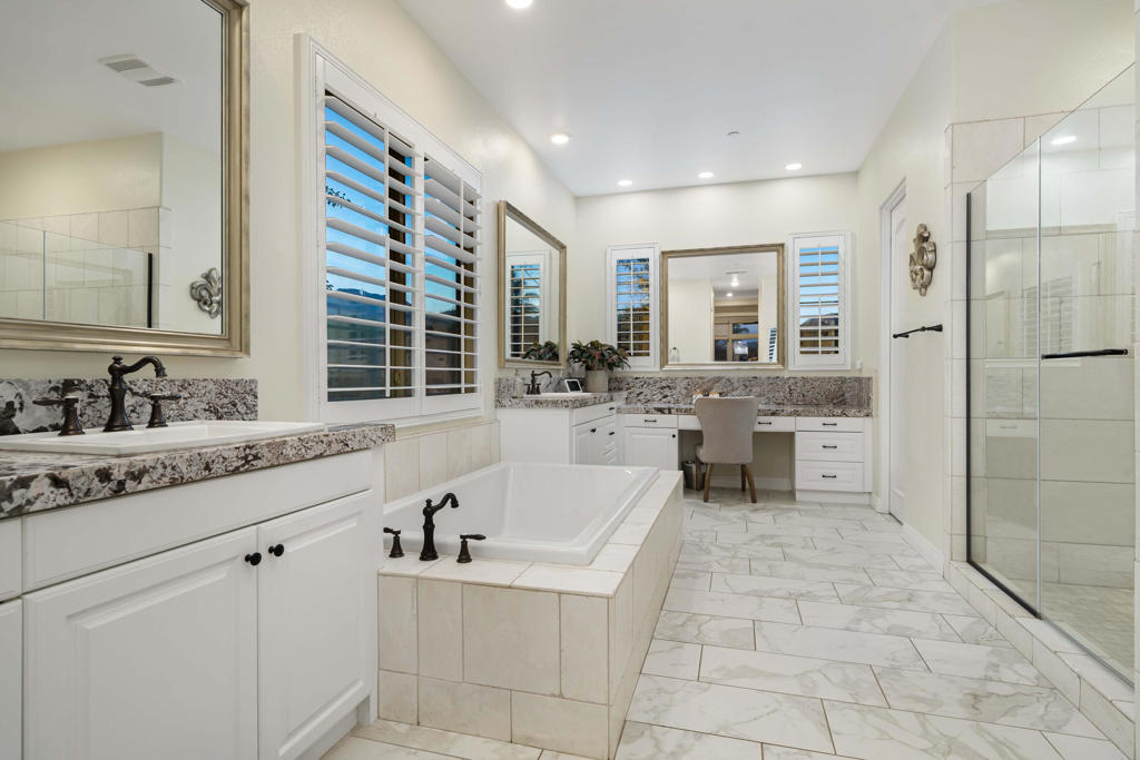 54900 Damascus Drive