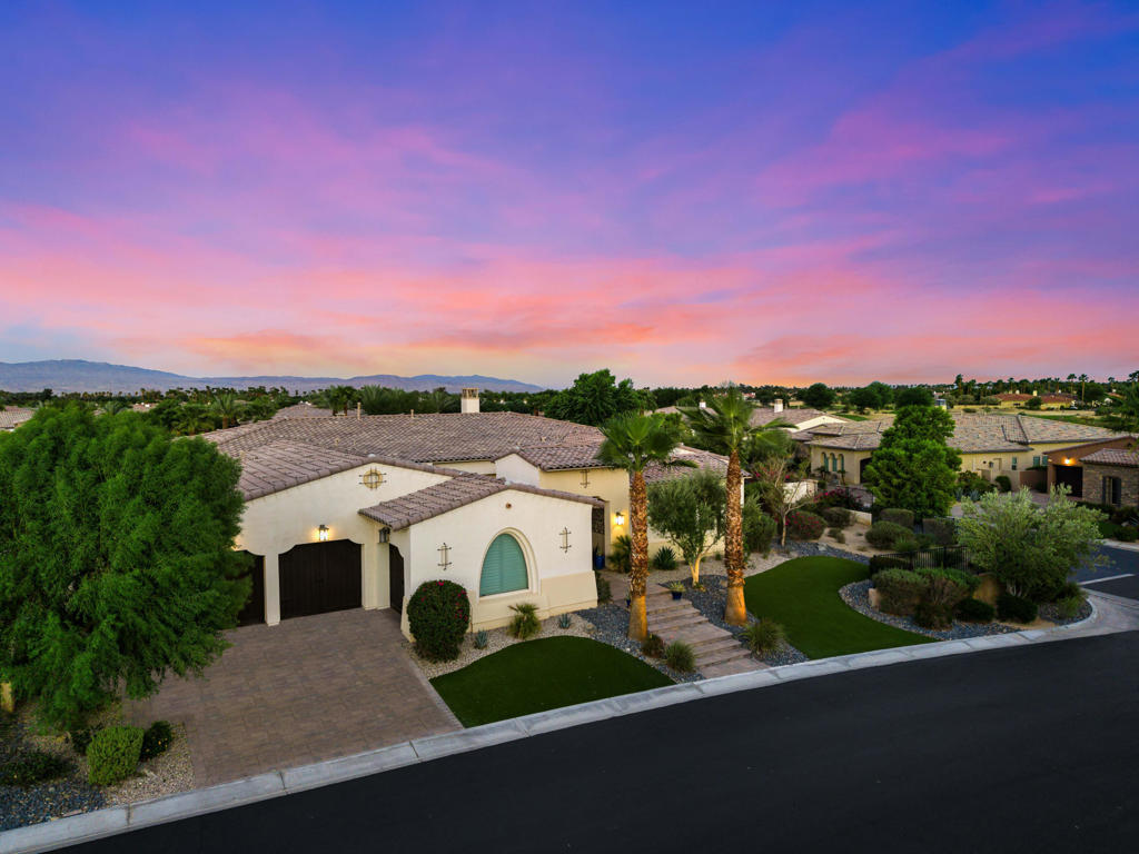 54900 Damascus Drive