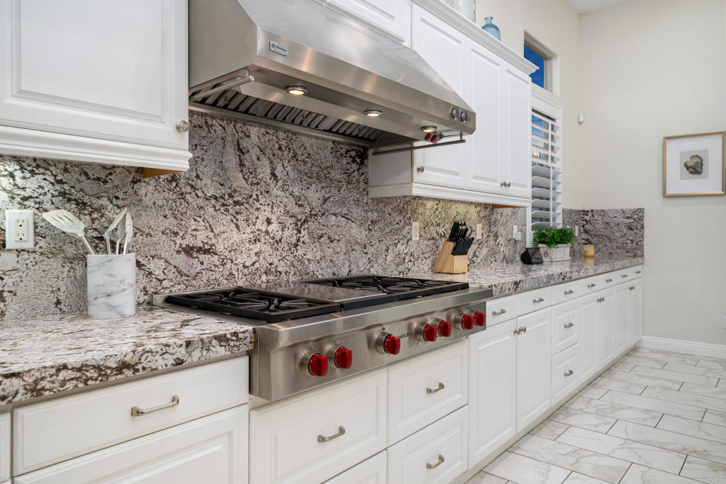 54900 Damascus Drive