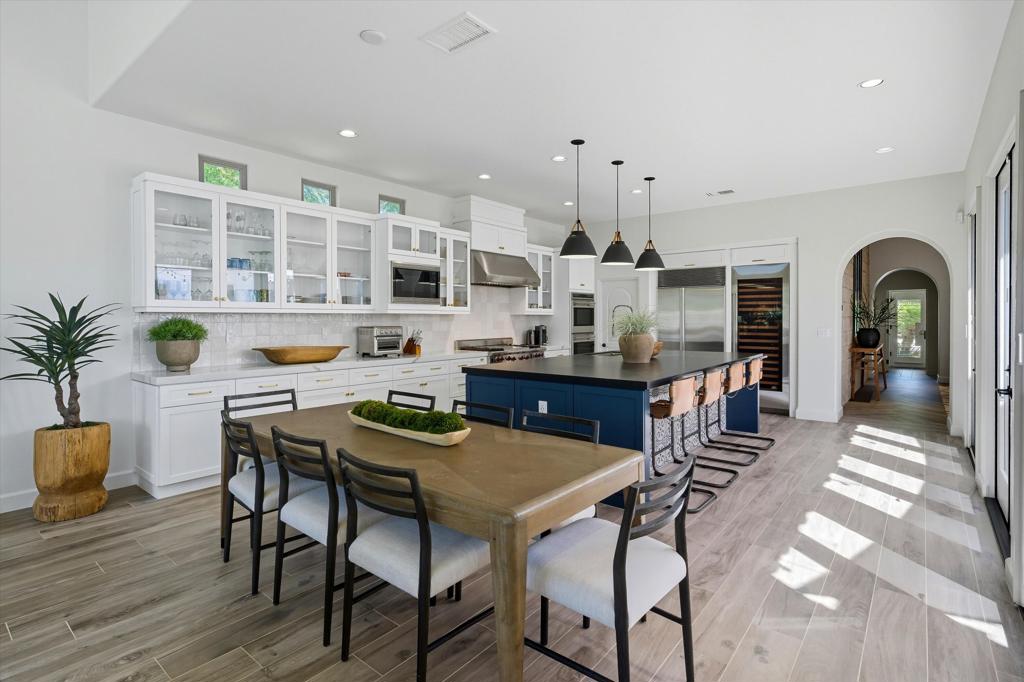 81375 National Drive