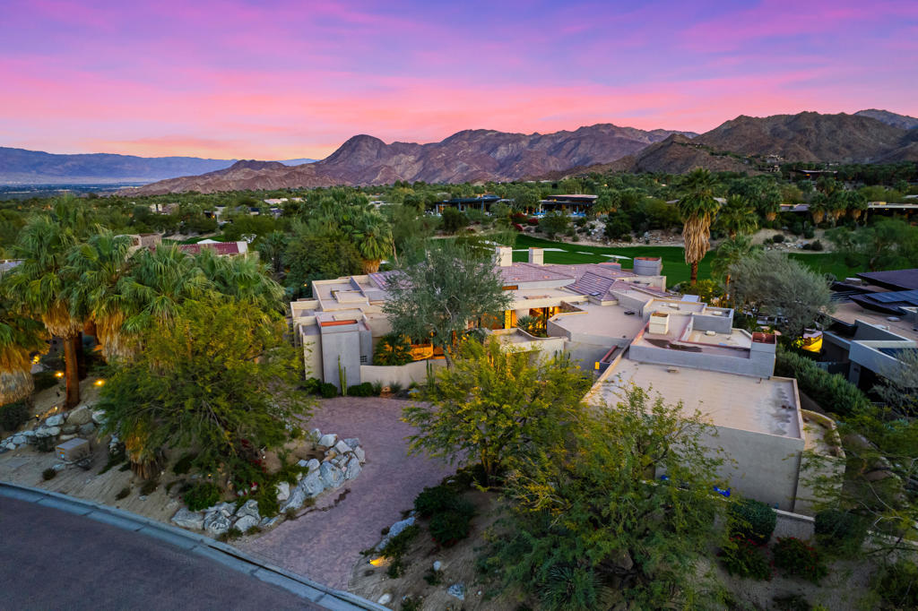 950 Andreas Canyon Drive