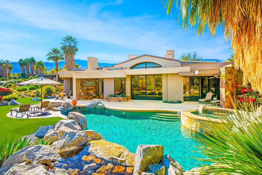 950 Andreas Canyon Drive