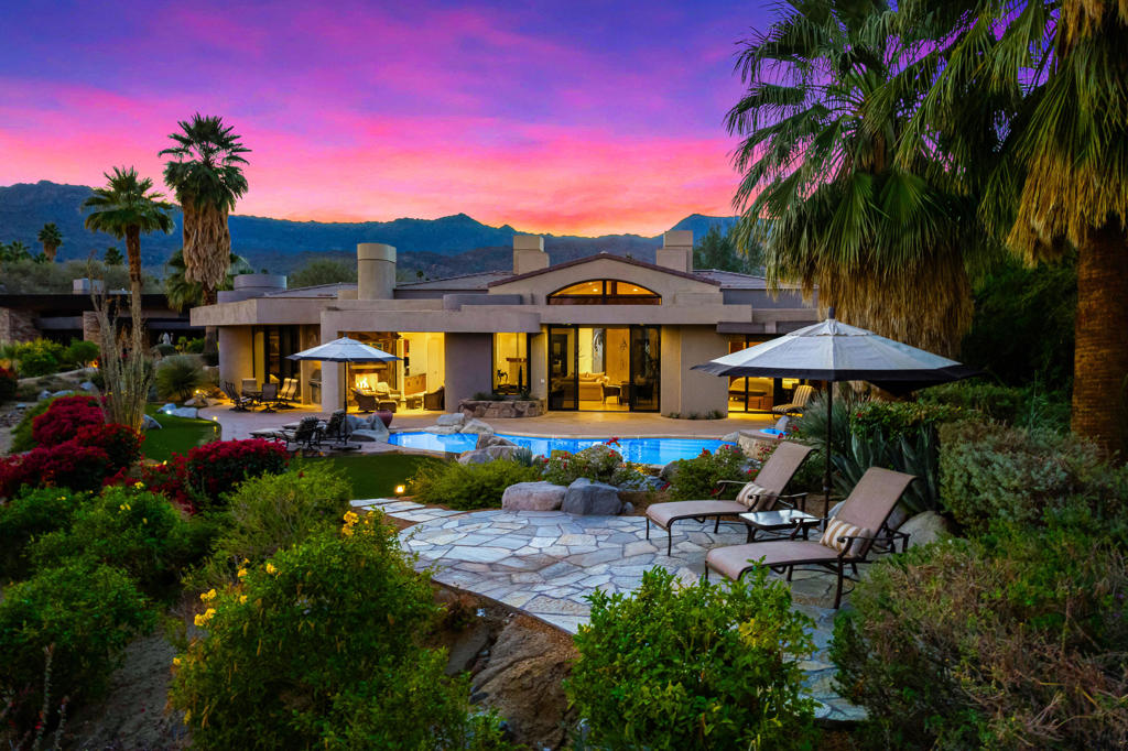 950 Andreas Canyon Drive
