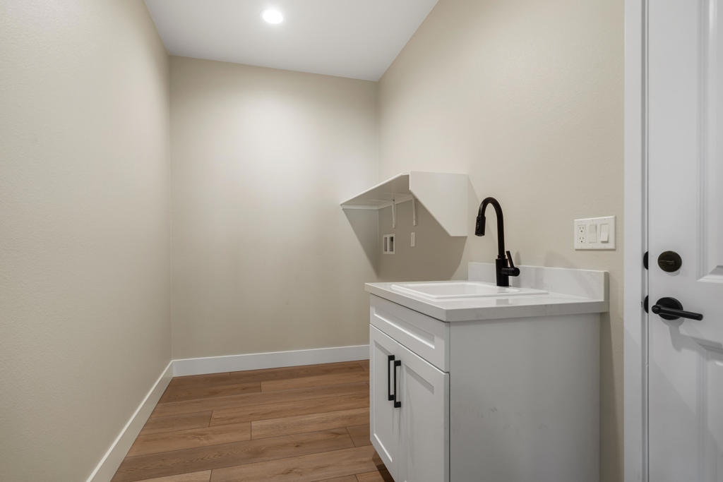 51620 Sidewinder Drive