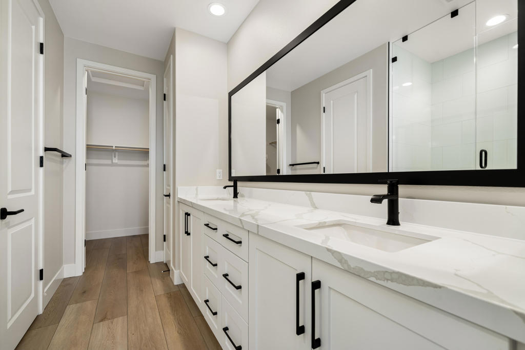 51620 Sidewinder Drive