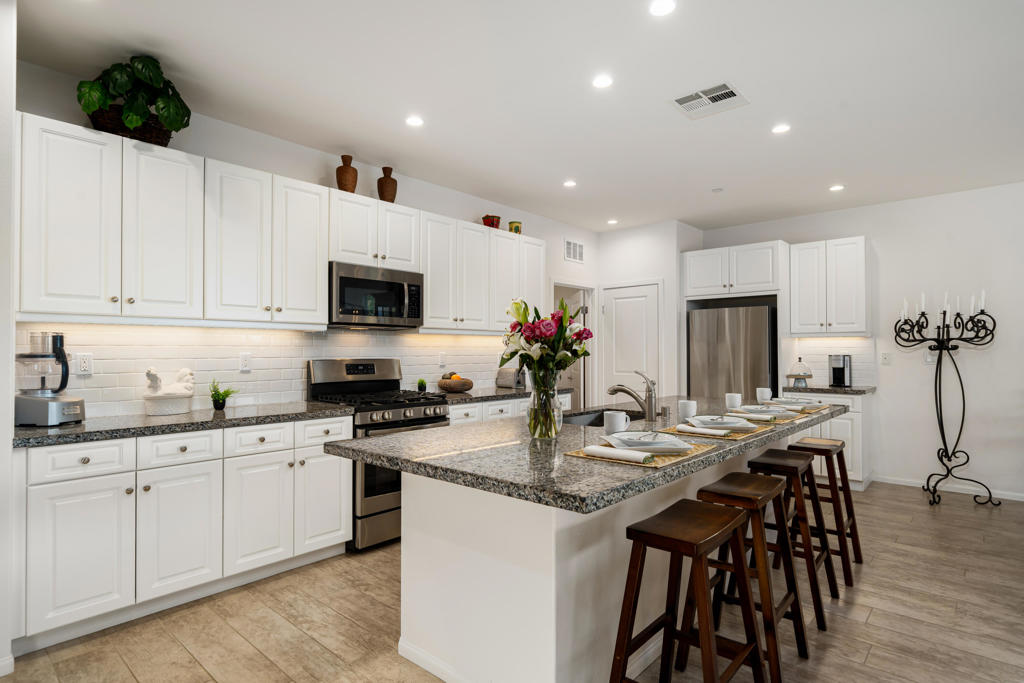 82395 Murray Canyon Drive