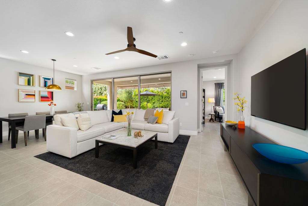 51315 Pinnacle Vista Drive