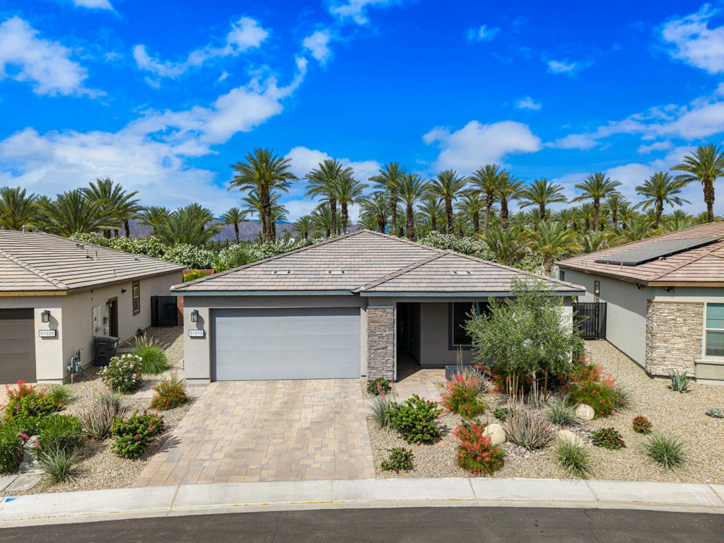 51315 Pinnacle Vista Drive