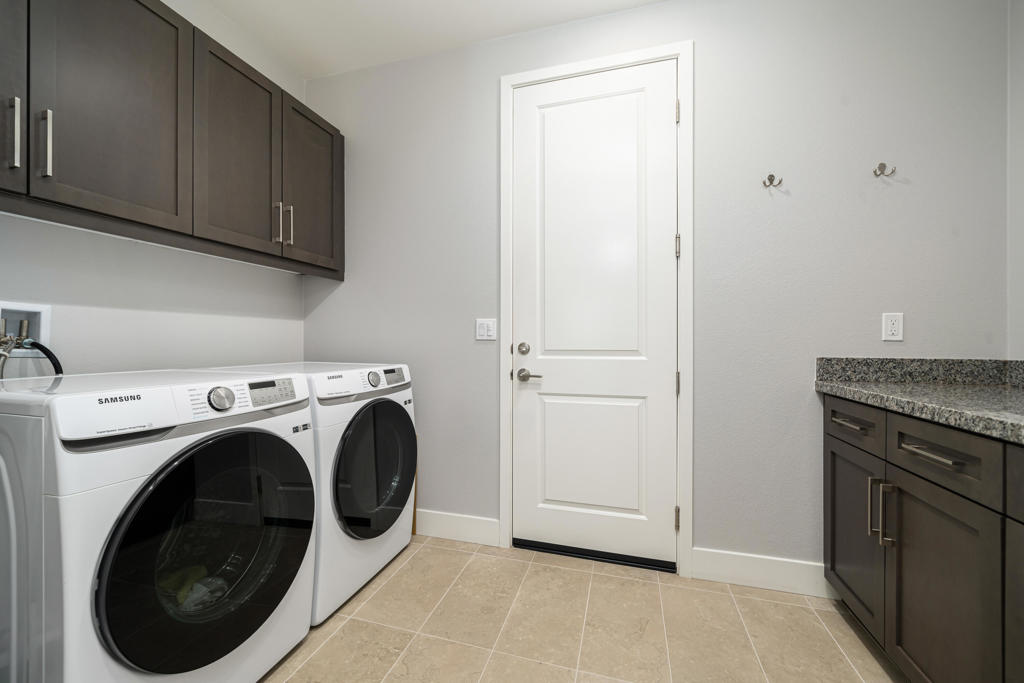 51315 Pinnacle Vista Drive