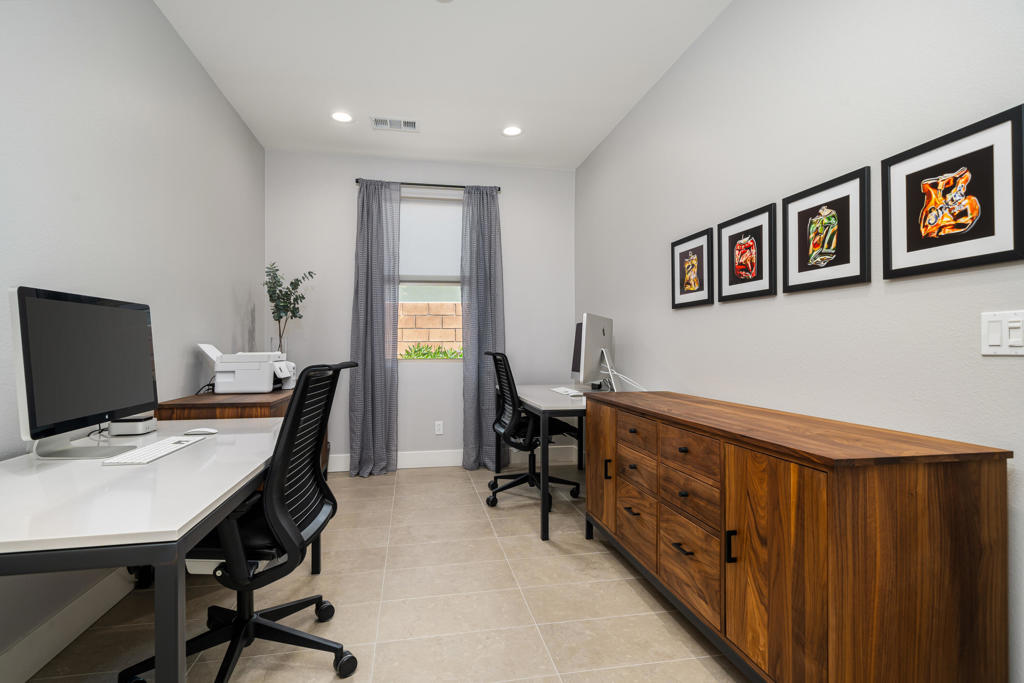 51315 Pinnacle Vista Drive