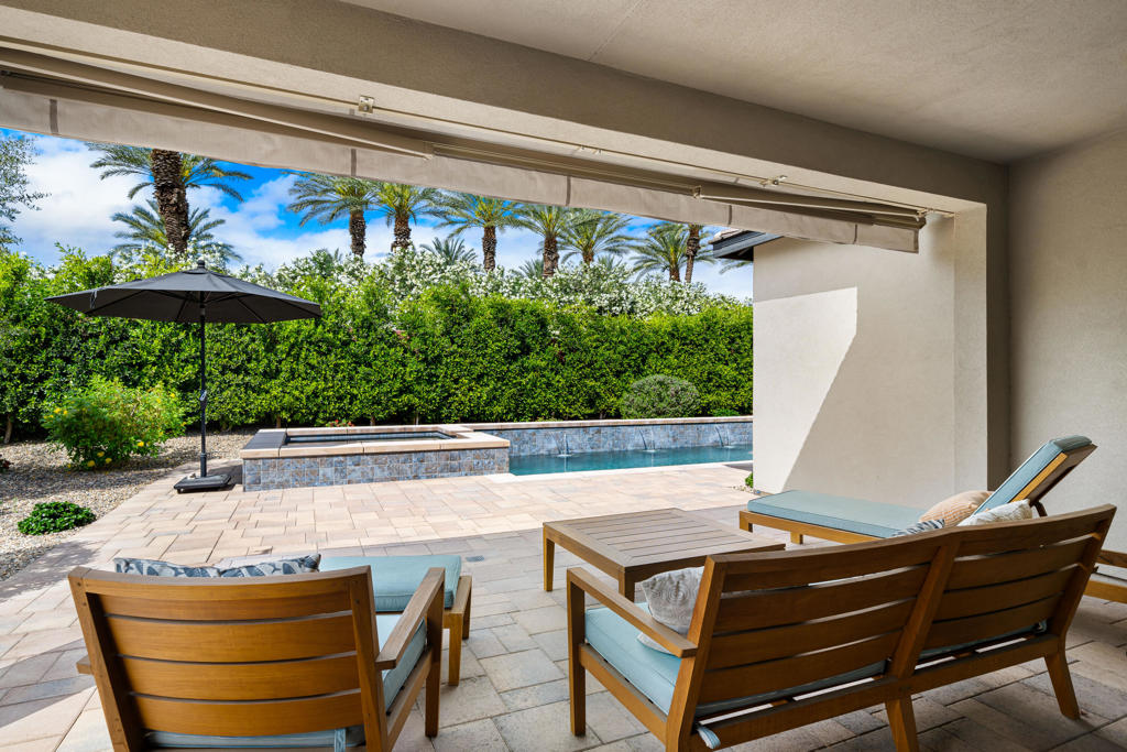 51315 Pinnacle Vista Drive