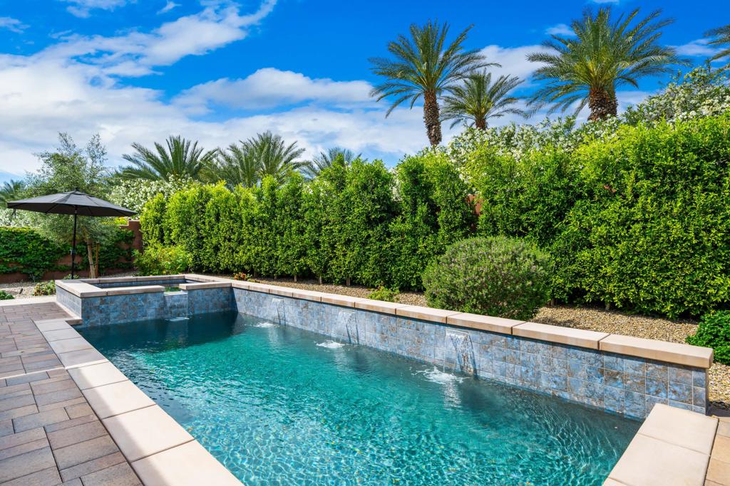 51315 Pinnacle Vista Drive