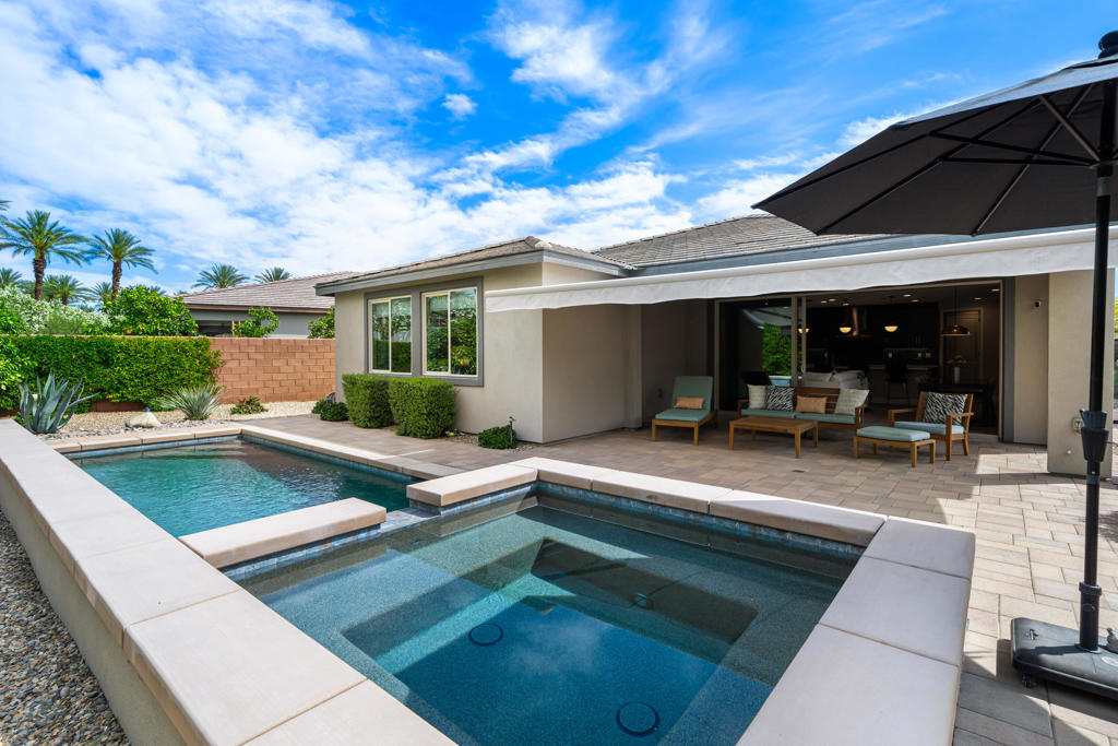 51315 Pinnacle Vista Drive