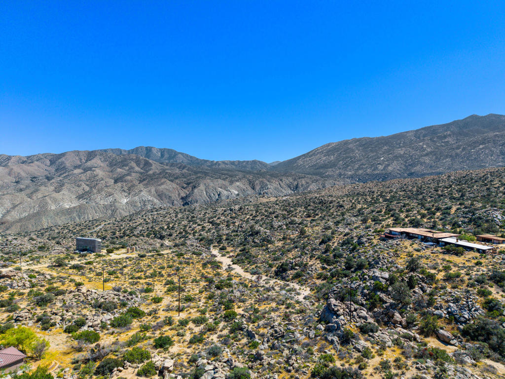 Lot 16 Carrizo Road