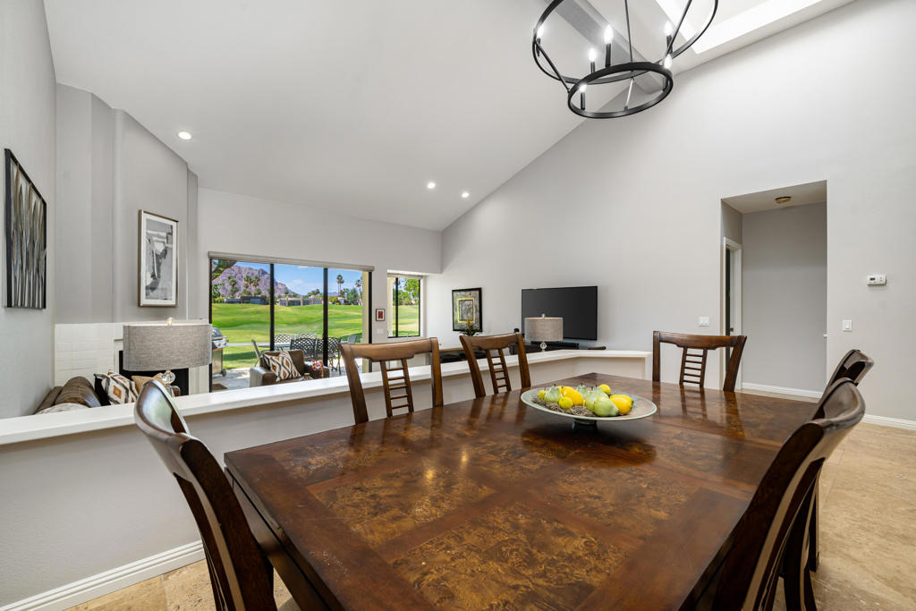 55395 Southern Hills