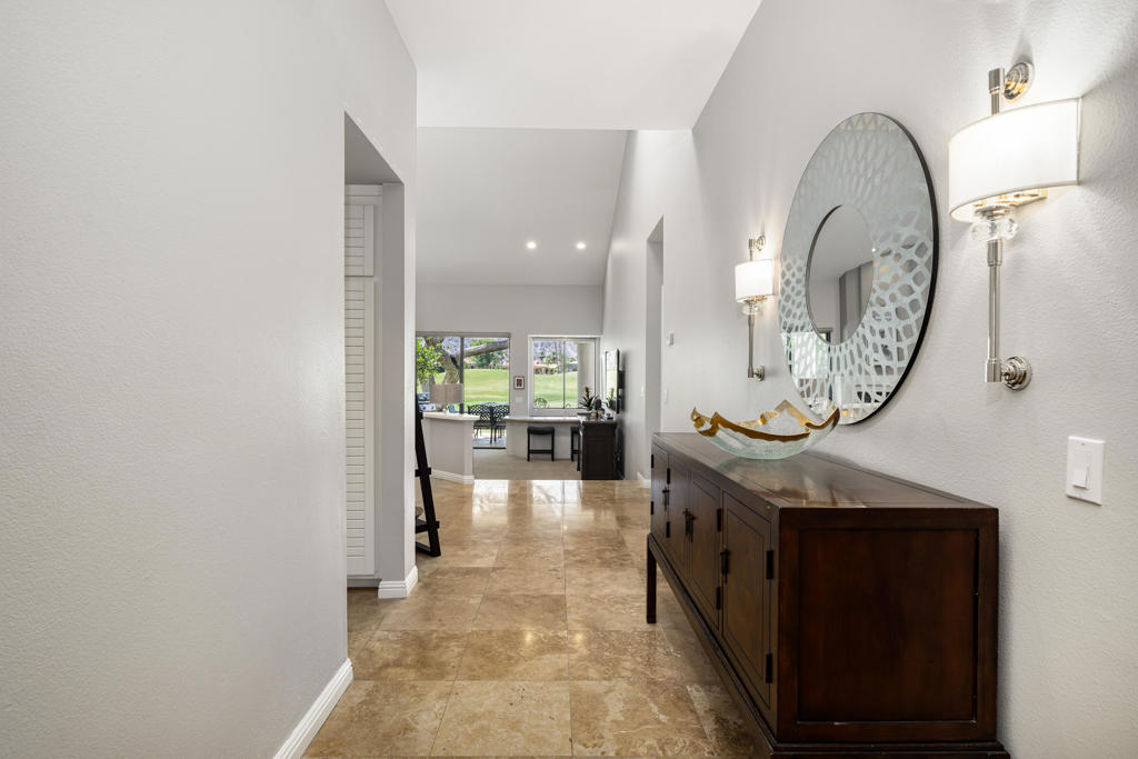 55395 Southern Hills