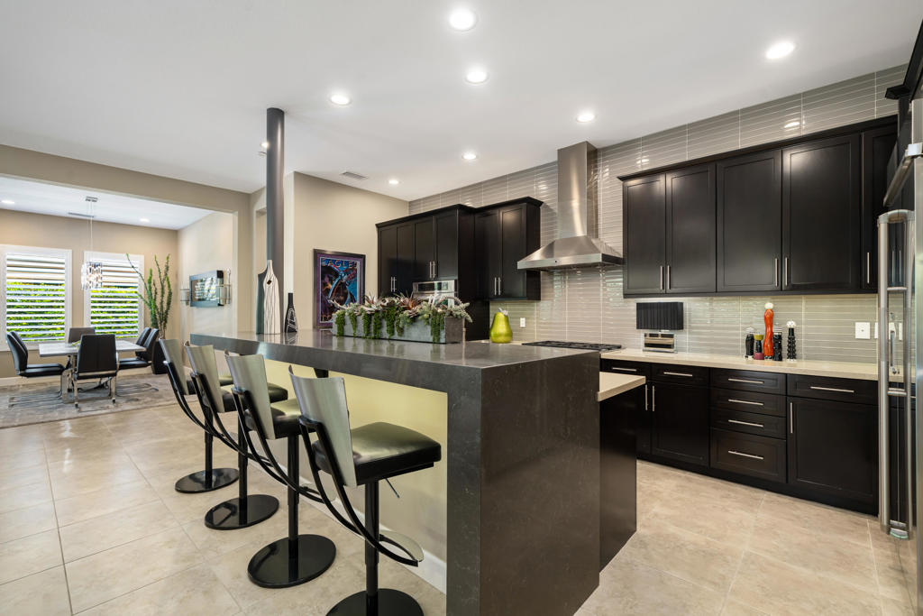 82886 Pembroke Lane