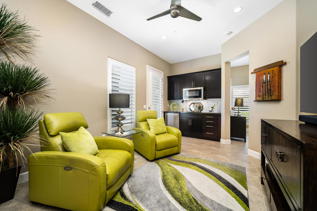 82886 Pembroke Lane