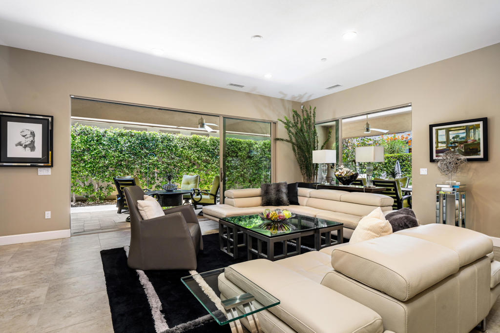 82886 Pembroke Lane