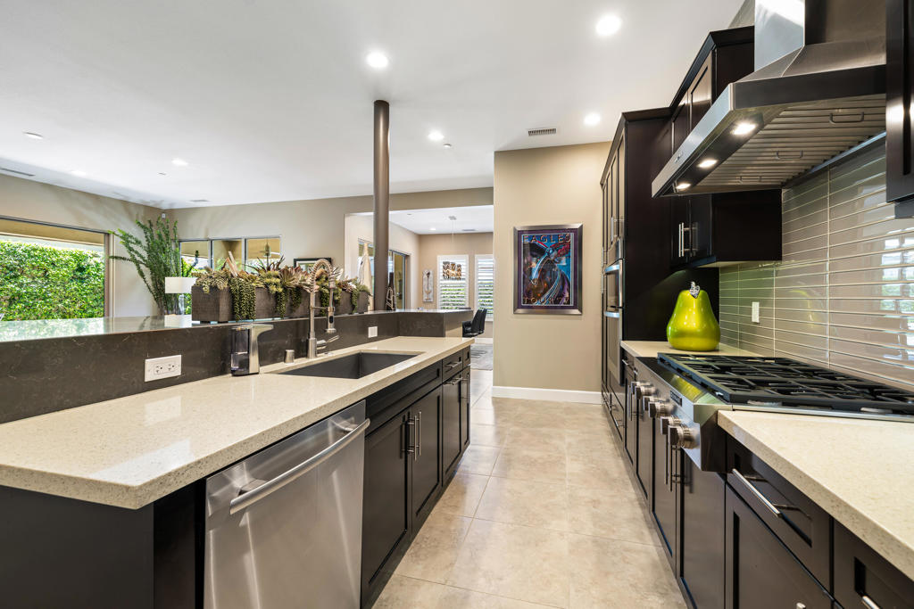 82886 Pembroke Lane