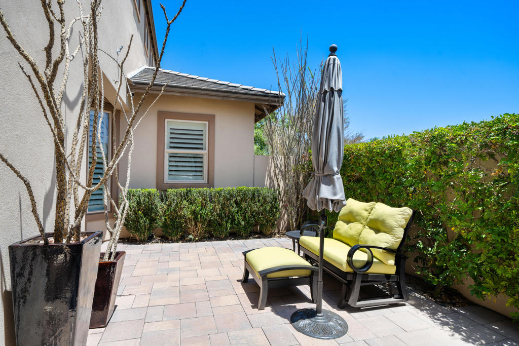 82886 Pembroke Lane