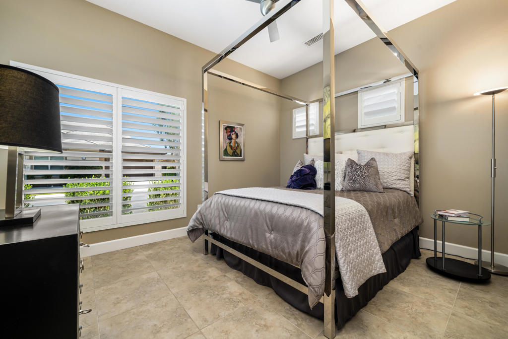 82886 Pembroke Lane