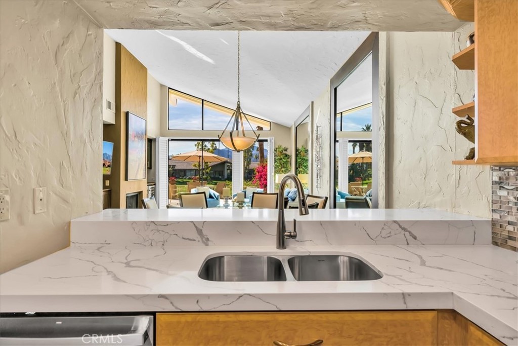 283 Green Mountain Drive