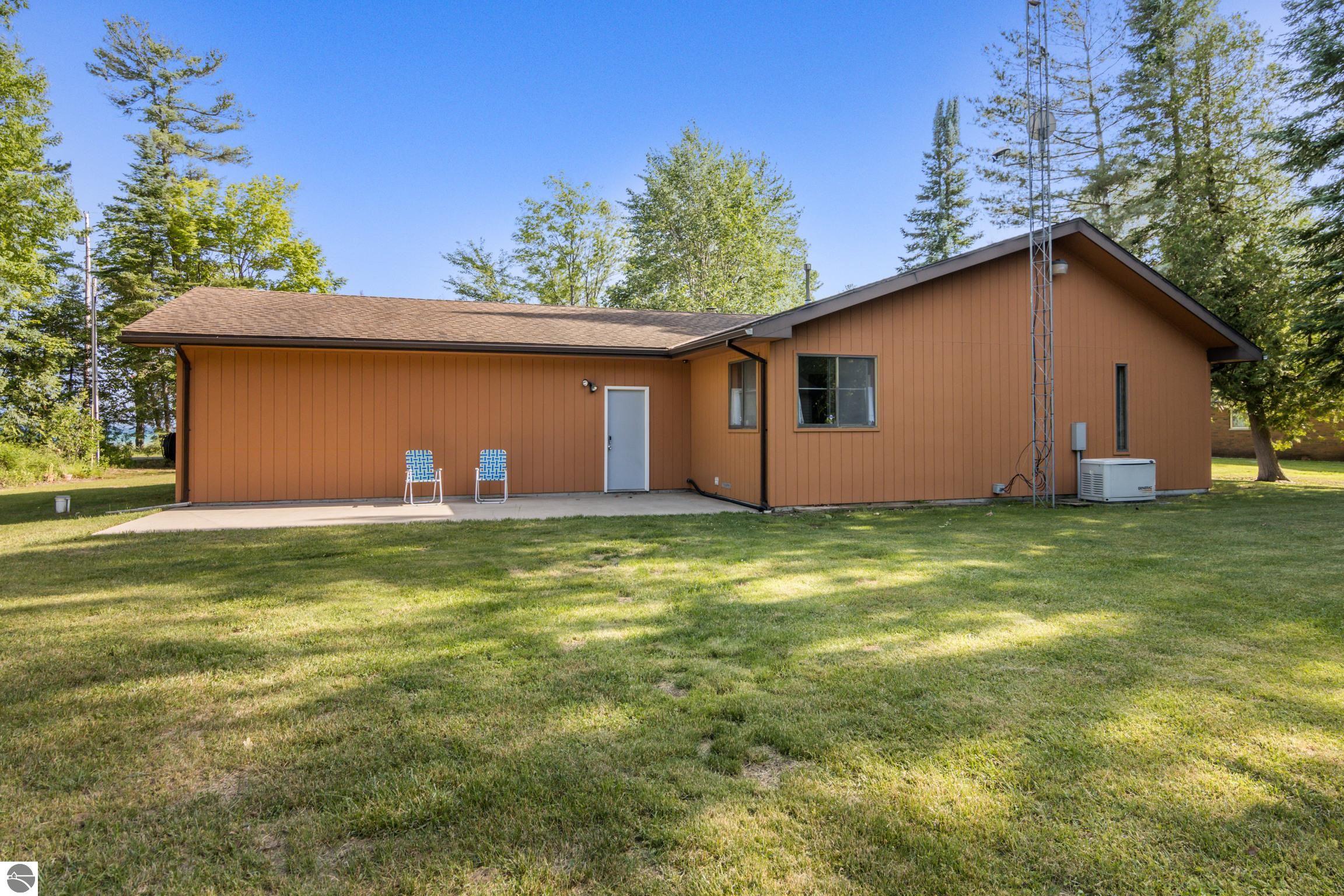 3846 Lee Point Road