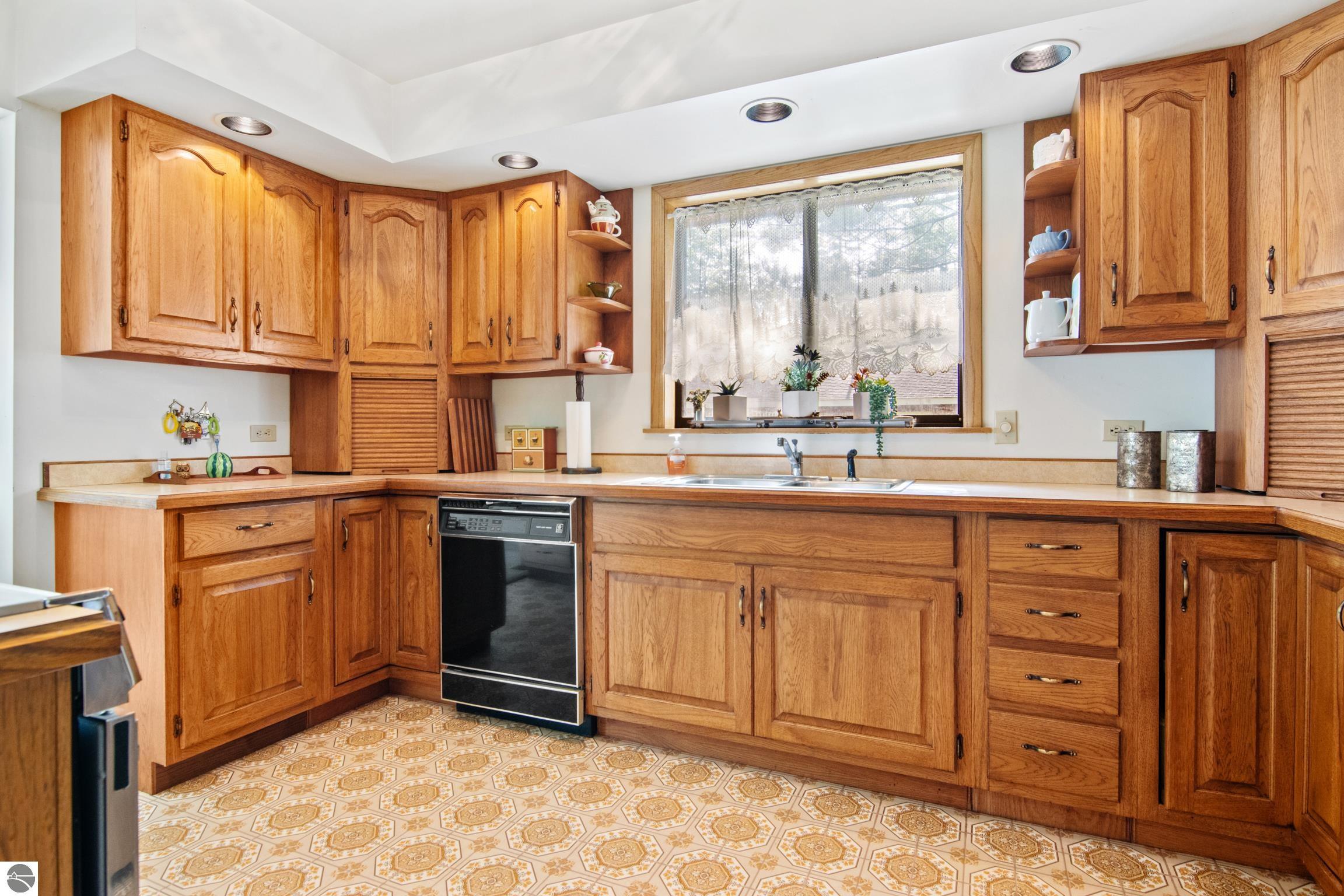 3846 Lee Point Road