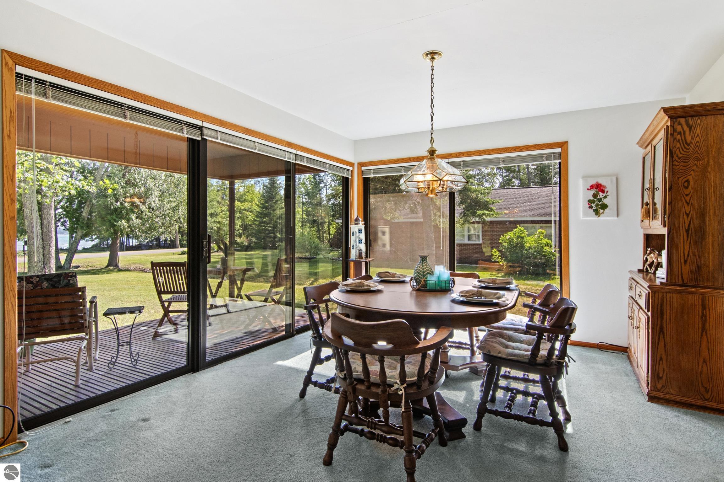 3846 Lee Point Road