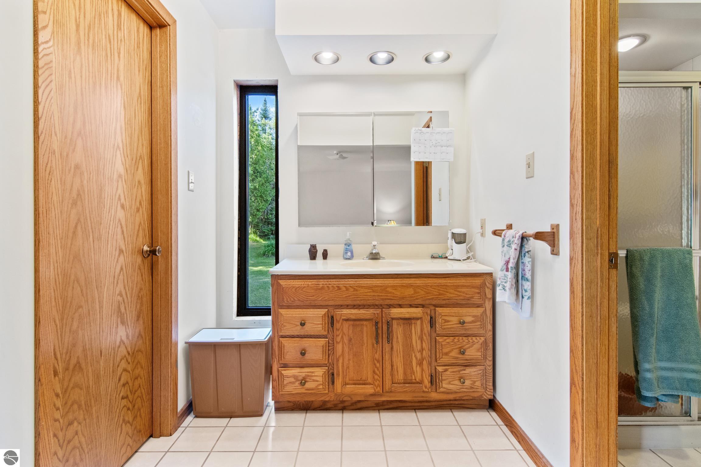 3846 Lee Point Road
