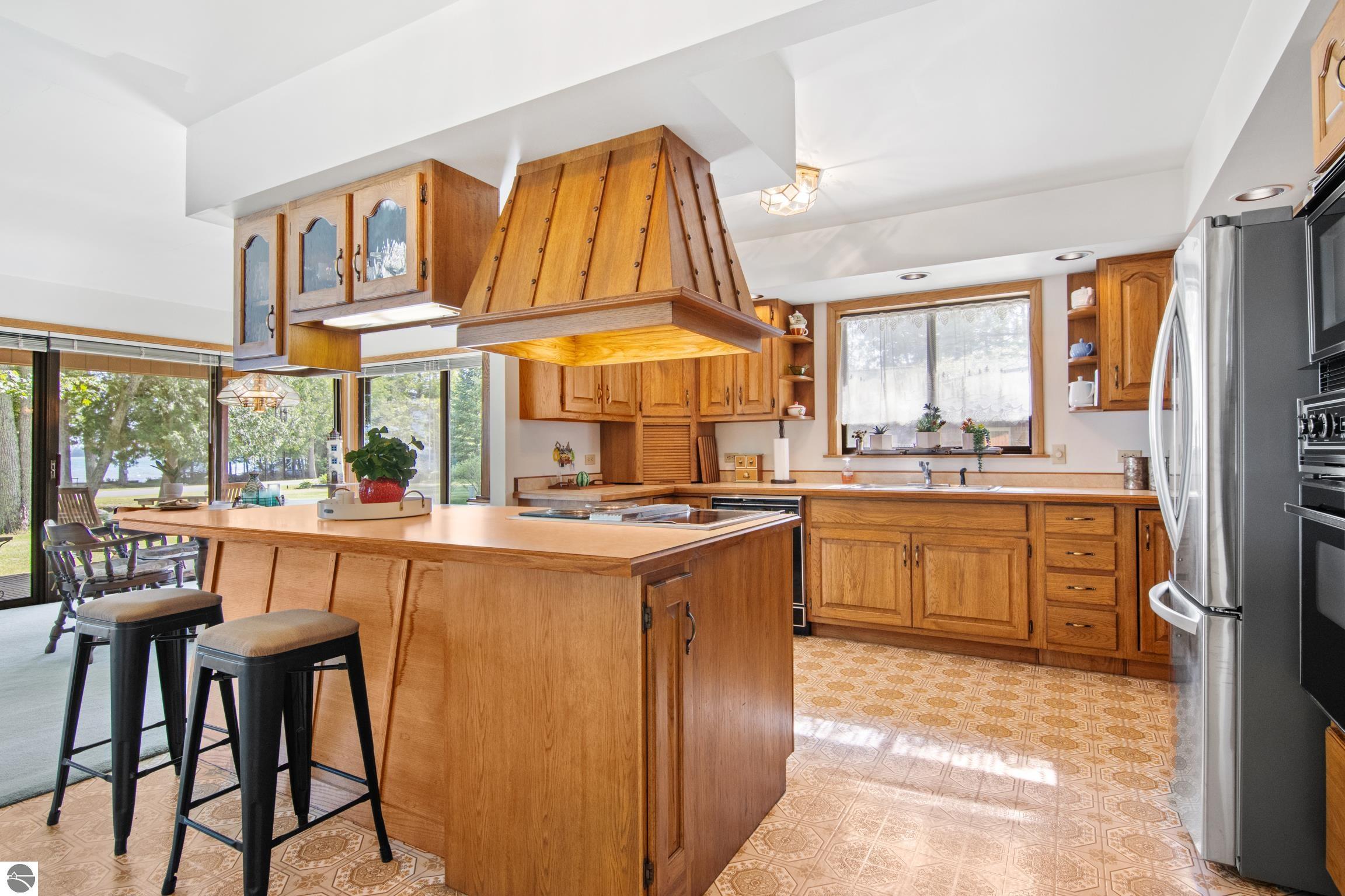 3846 Lee Point Road