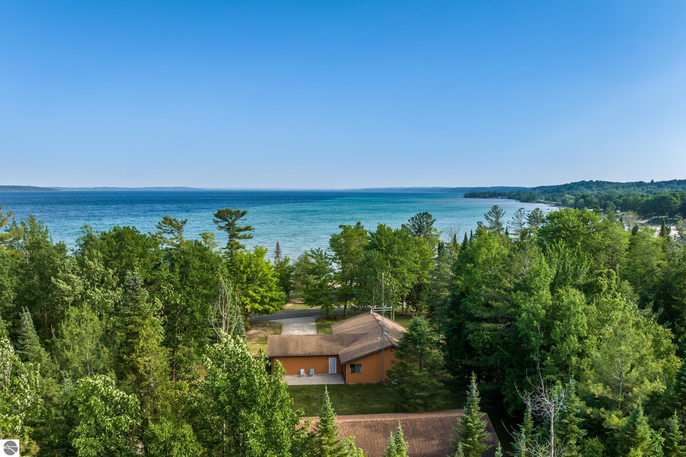 3846 Lee Point Road