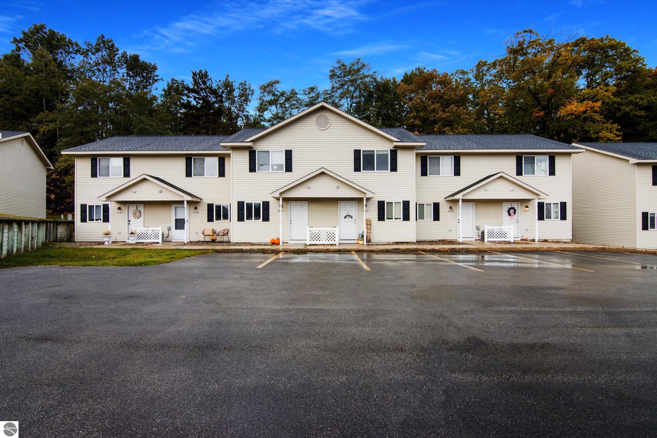 3799 Vale Drive, Traverse City