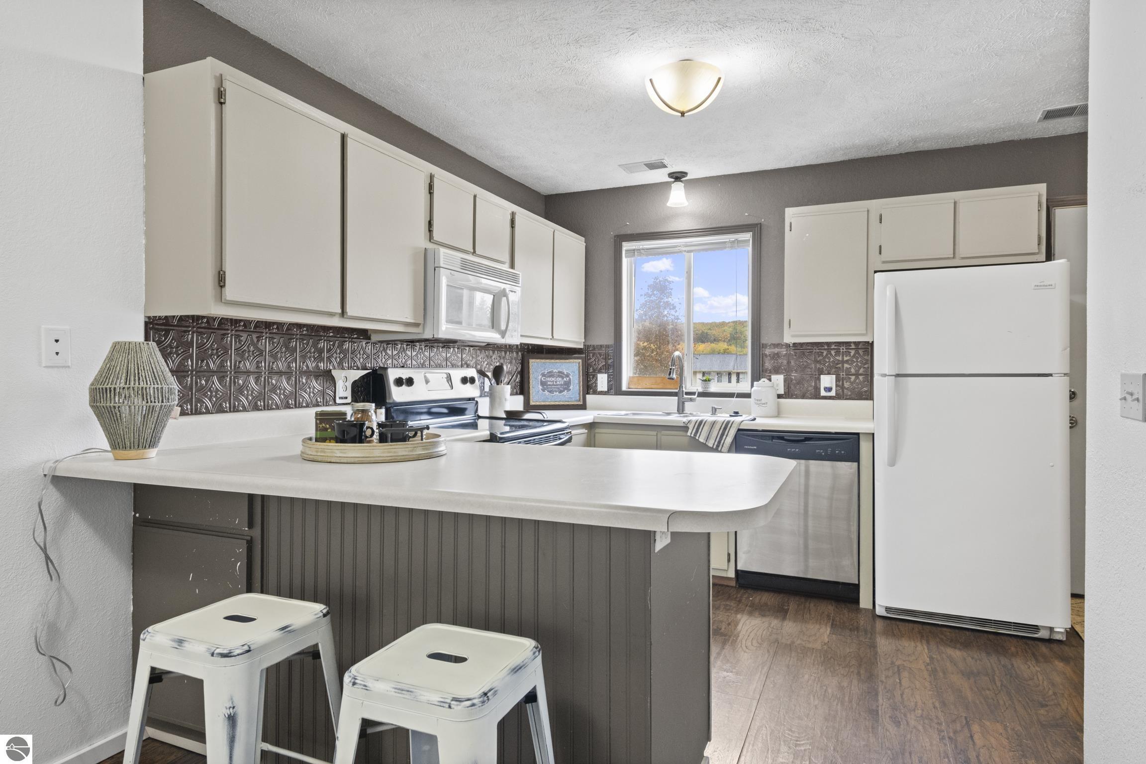 3799 Vale Drive, Traverse City