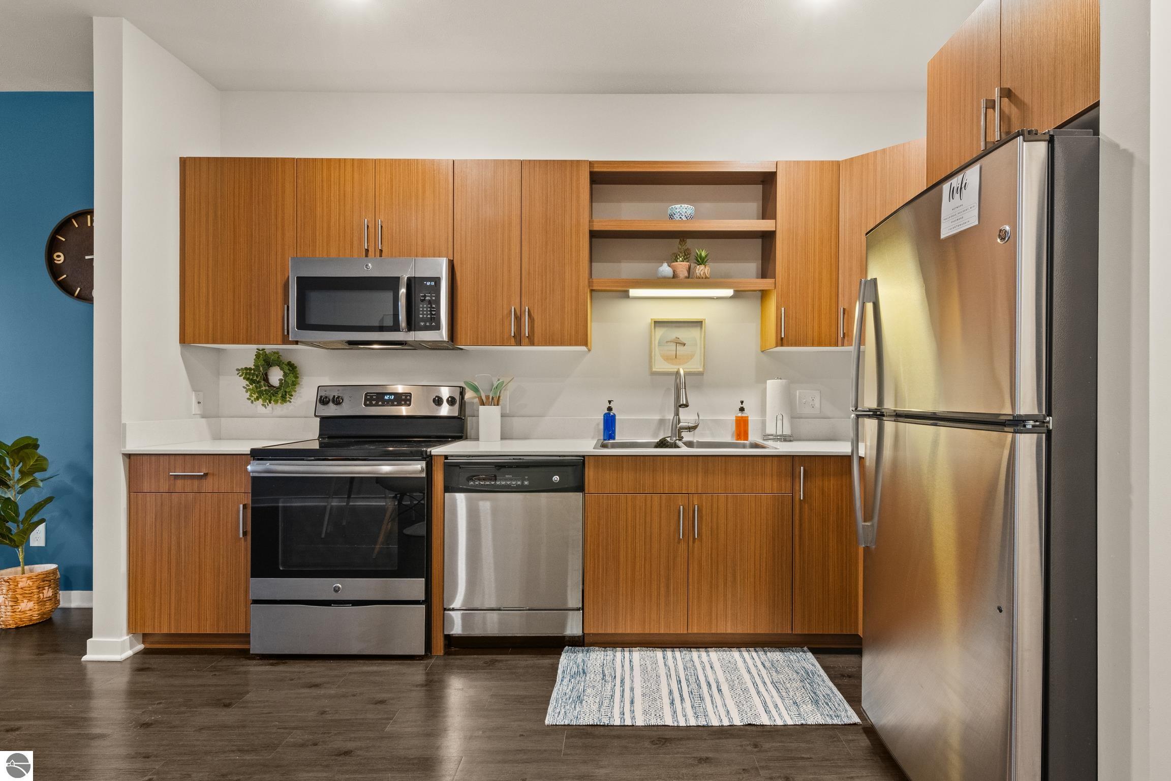 630 Garfield Avenue # 212