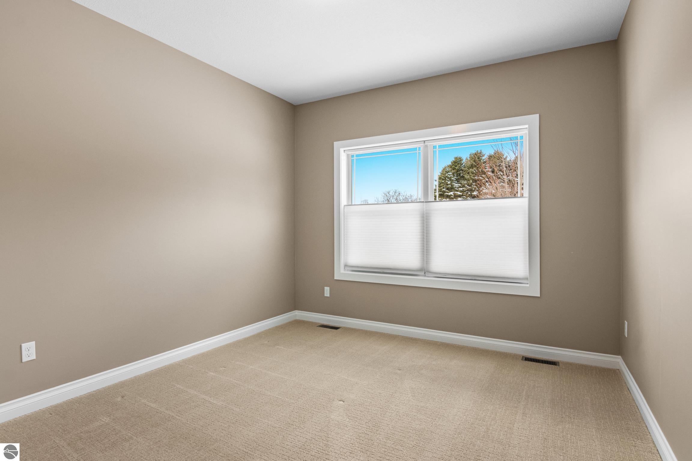 5200 Arrowhead Circle