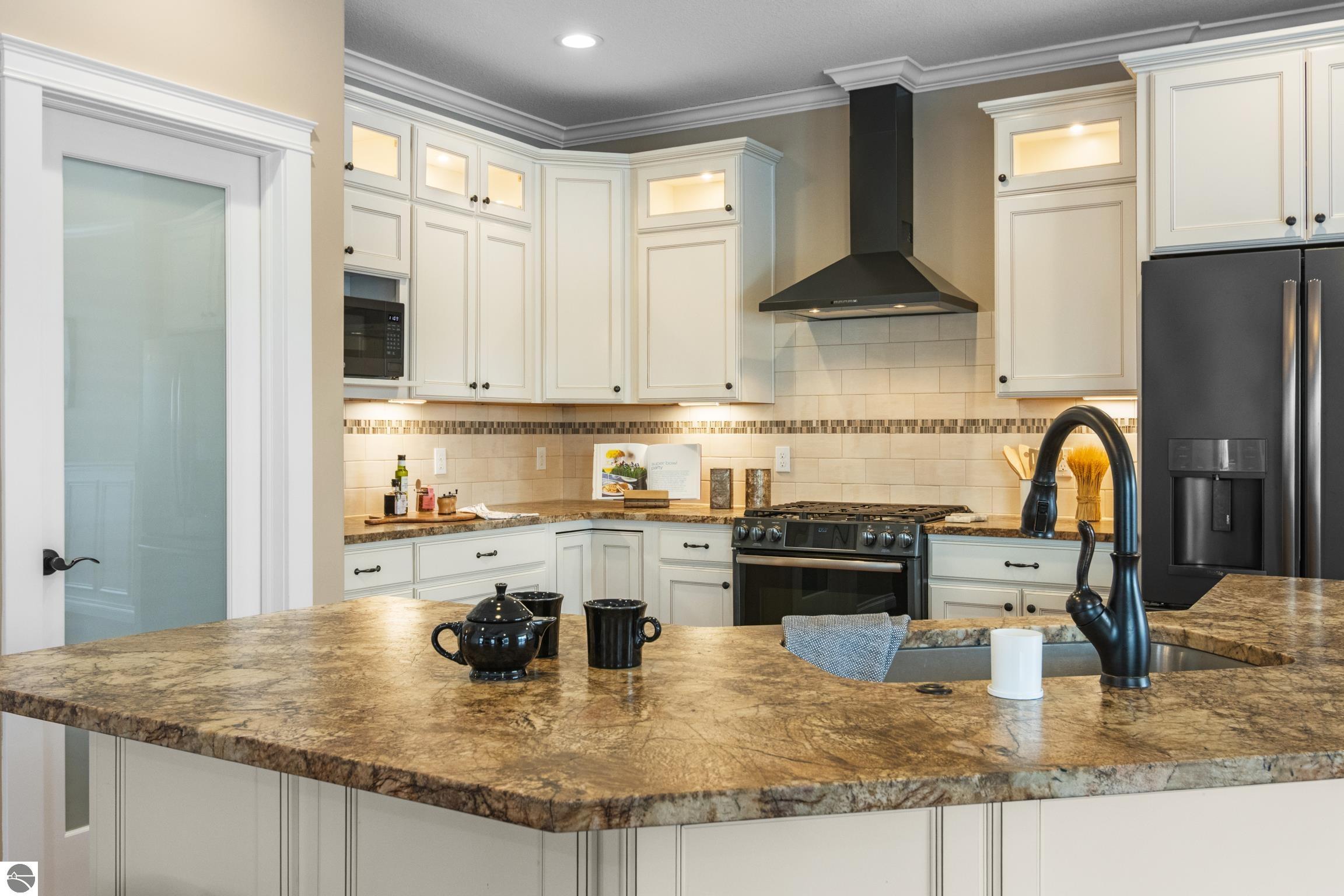 5200 Arrowhead Circle