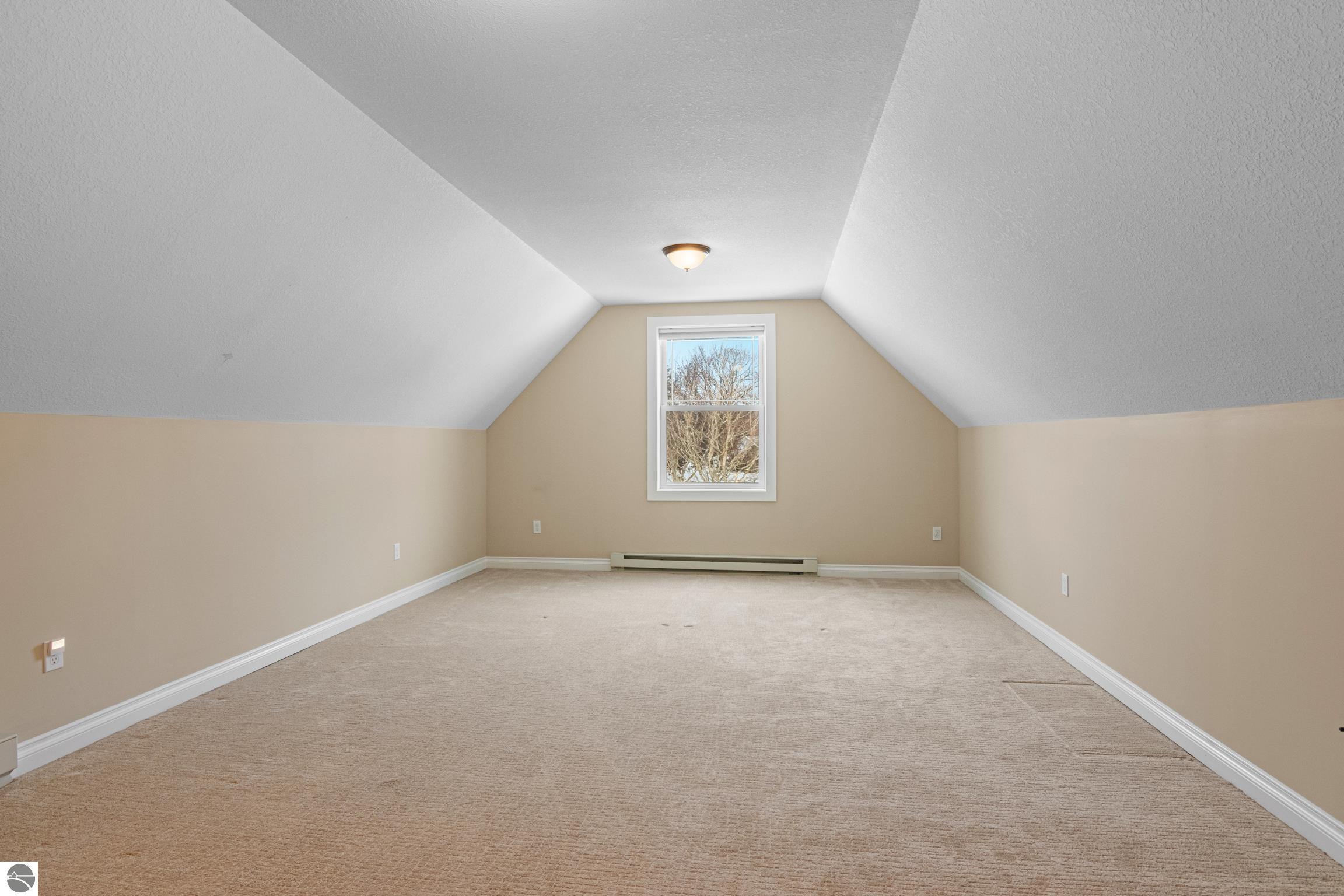 5200 Arrowhead Circle