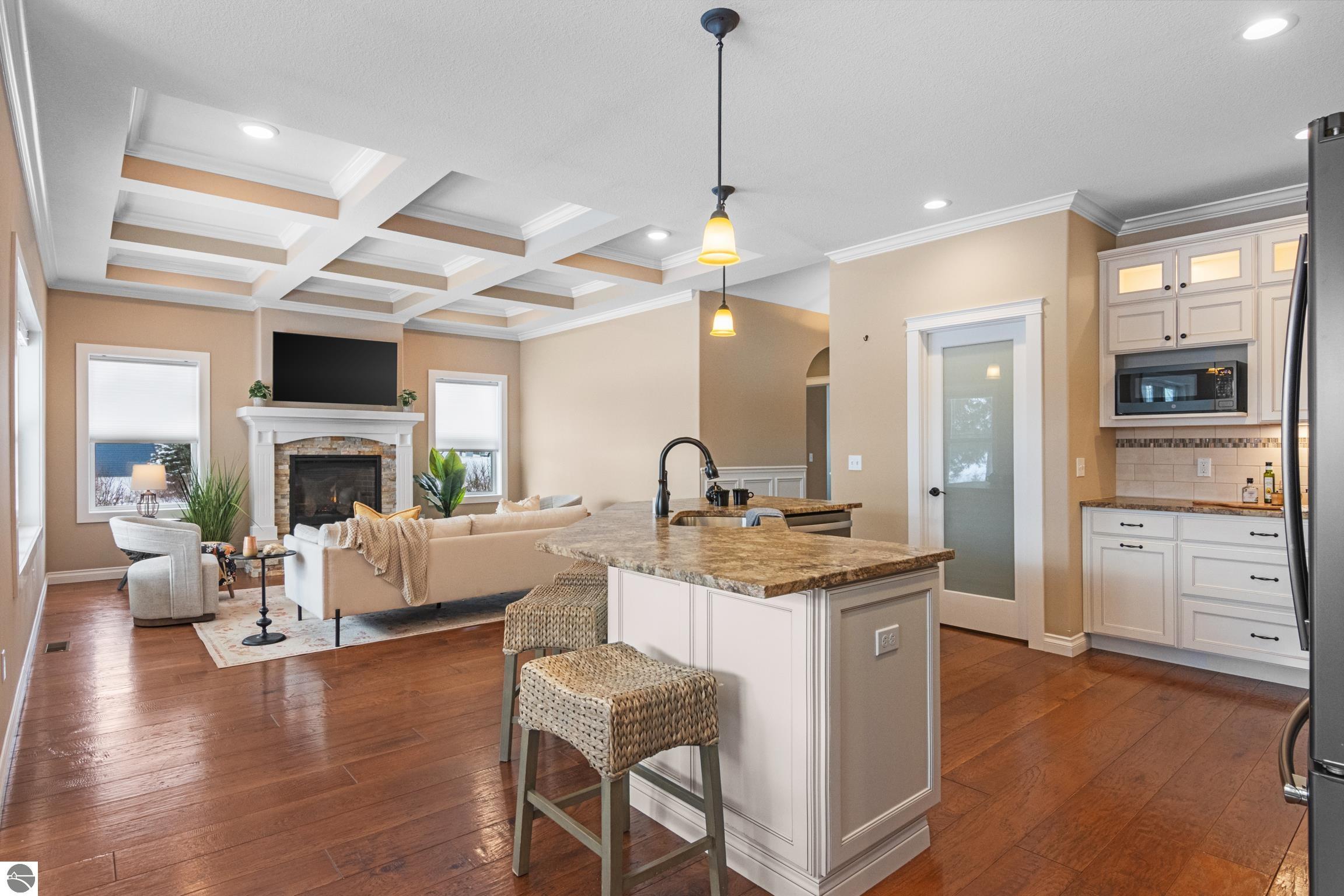 5200 Arrowhead Circle