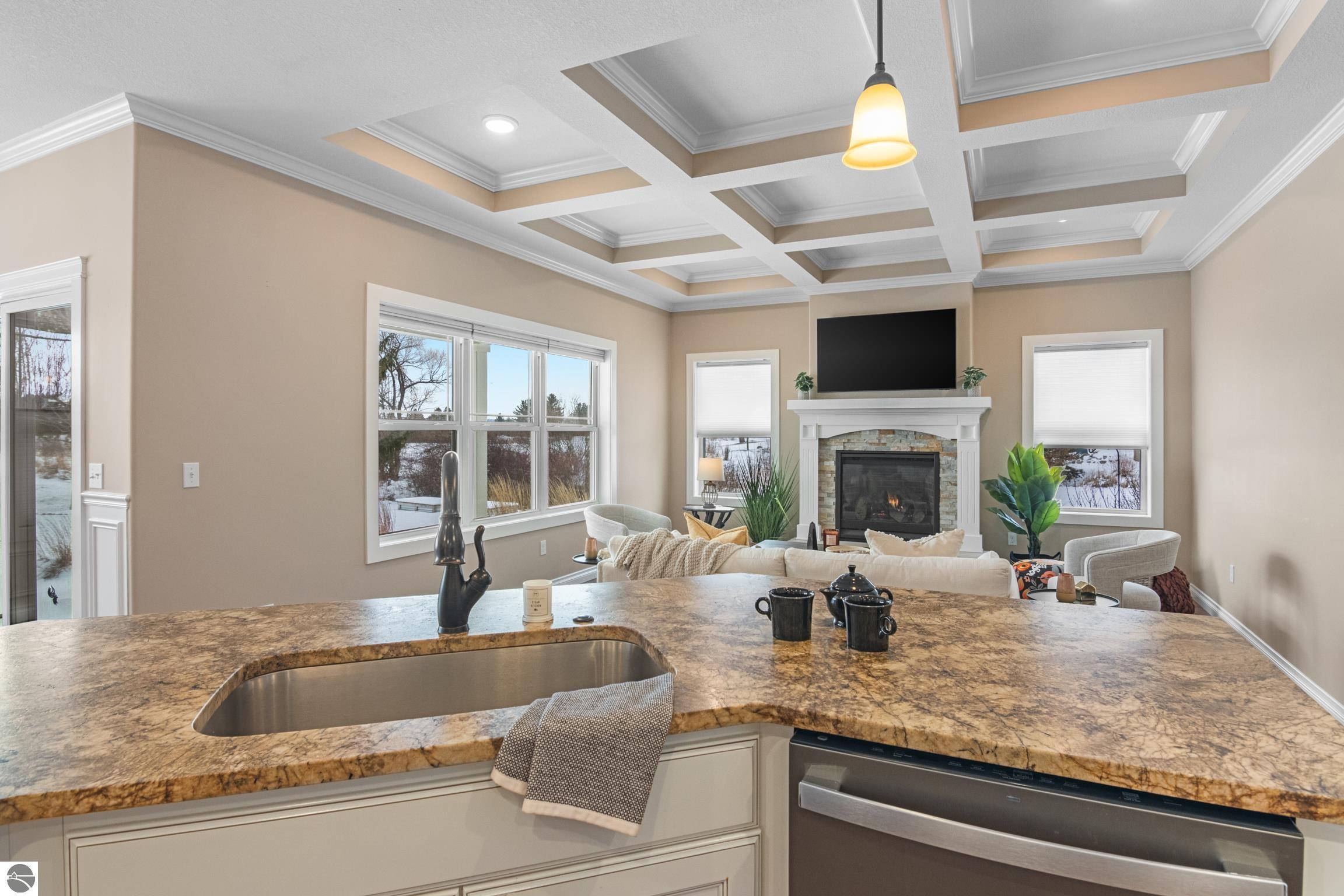 5200 Arrowhead Circle